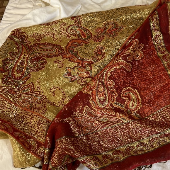 XL Pashmina & Silk Scarf - Picture 5 of 5